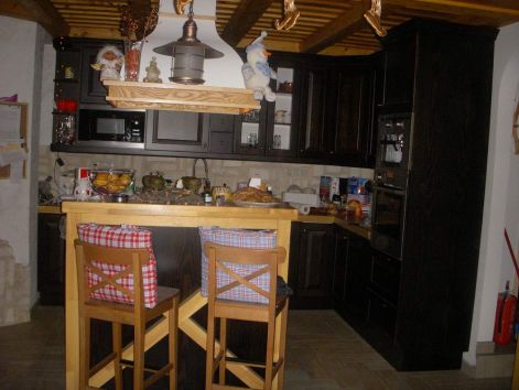 Konyhabútor, egyedi bútor, gardrób szekrény,beépÃtett bútor, készÃtés